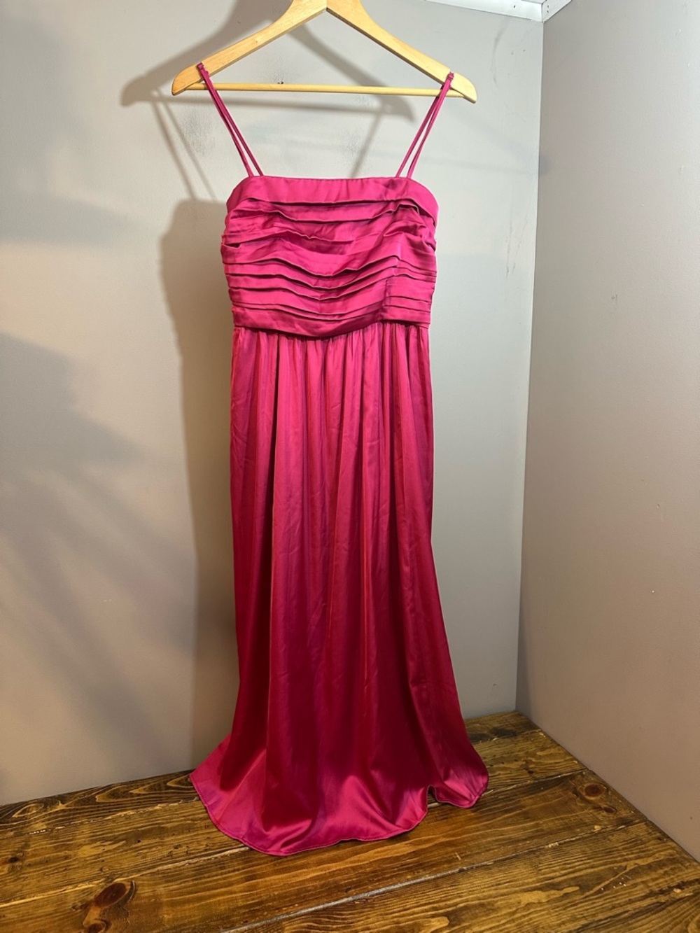 Abercrombie & Fitch Emerson ruched strapless midi dress Size Small - Picture 4 of 10